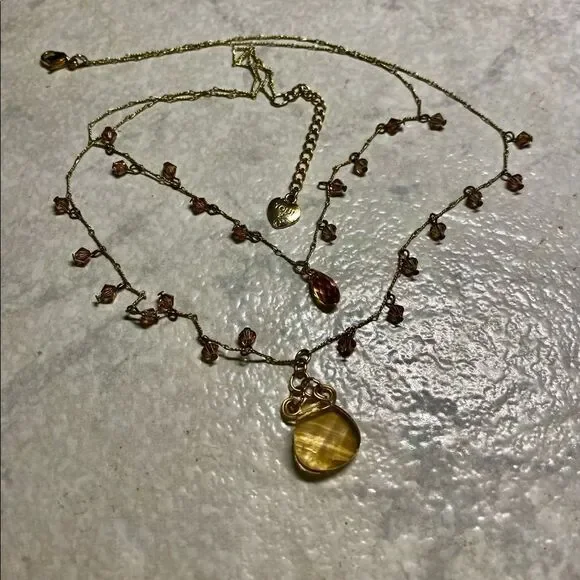 YONI Z crystal necklace - Picture 3 of 3